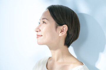 女性