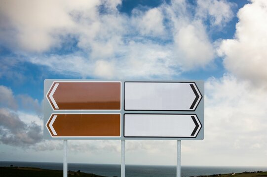 Fototapeta Close-up of blank sign post
