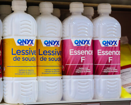 Onyx products. Lessive de soude. Soda detergent and Essence F, dry cleaner and textile stain remover