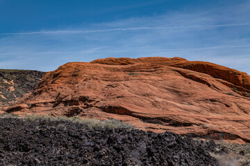 Santa Clara lava flow / basalt (Qbs) with Navajo Sandstone (Lower Jurassic), Snow Canyon State...