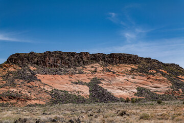Santa Clara lava flow / basalt (Qbs) with Navajo Sandstone (Lower Jurassic), Snow Canyon State...
