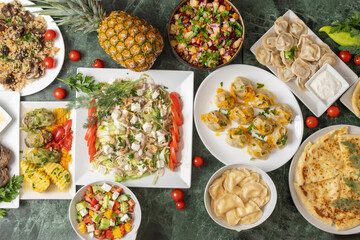 Assortiment de plats traditionnel tchétchène
