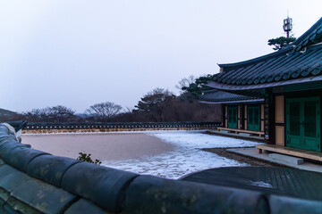 building and front yard in the Buddhist temple