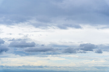 6月の空　朝の曇り空と印象的な雲39