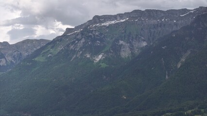 Швейцария, Швейцарские Альпы, Интерлакен, озеро Тун, озеро Бриенц, альпийский пейзаж, швейцарские горы, панорамный вид, живописный вид, туристическое направление, красота природы, горные вершины, чист