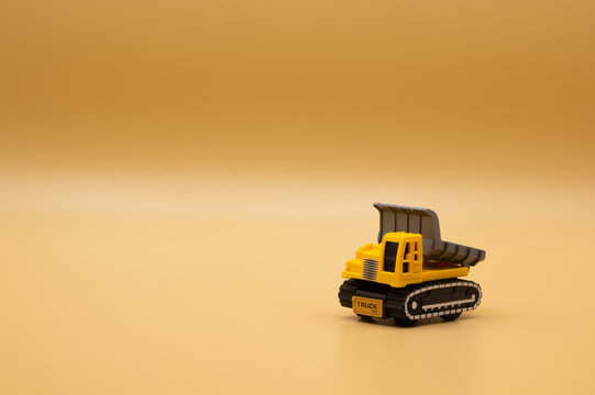 Juguetes trabajadores - Dumper con cadenas
