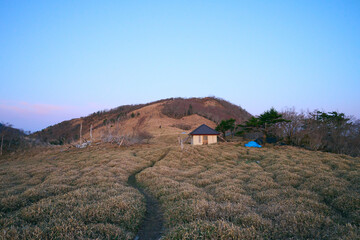 白髪避難小屋