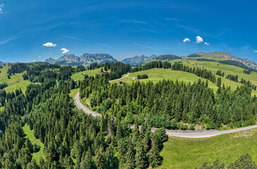 Jaunpass im Simmental, Schweiz, Juni 2025