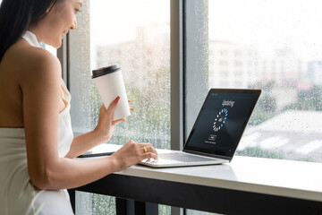 Software update on computer for modish version of device software upgrade