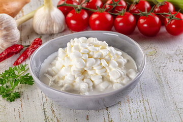 Grain cottahe cheese for breakfast