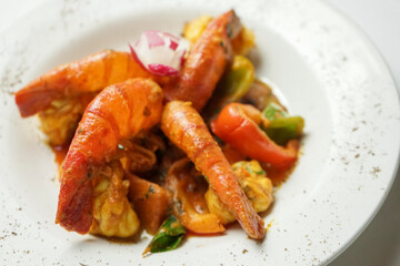 Delicious Spicy Shrimp Curry with Peppers and Mushrooms