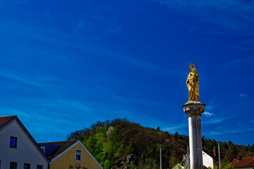 Obraz premium a beautiful day in the ancient town of Dollnstein