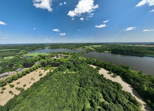 Luftbildpanorama Krickenbecker See, Schloss Krickenbeck, Nettetal, Schroliksee, Hinsbecker Bruch &ndash; Natur- und Wasserlandschaft am Niederrhein