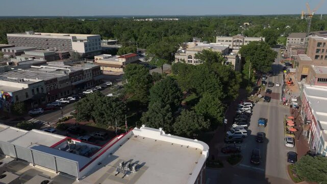 flying clockwise around Bentonville City Square in Arkansas