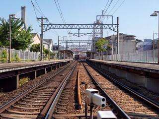 能勢電鉄妙見線絹延橋駅と電車