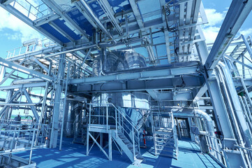 Industrial chemical plant with extensive pipelines and infrastructure showcasing operational efficiency and advanced engineering techniques