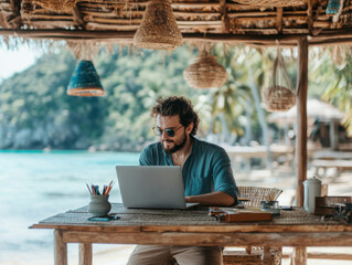 nomad worker with laptop