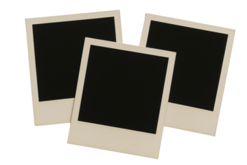 3枚の空白のポラロイド写真、記憶と創造のためのコラージュ素材 透明背景付き分離PNG