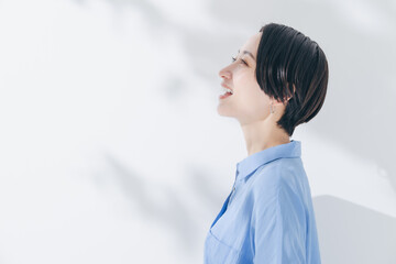 女性
