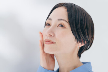 スキンケア　女性