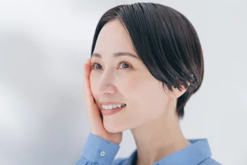 Gordijnen 女性 © naka