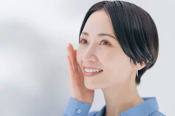 Gordijnen 女性 © naka