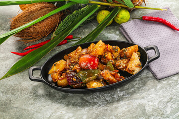 Potato with bell pepper and gravy