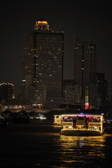 Evening Cruise with Live Entertainment on Chao Phraya River