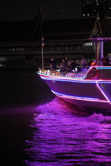 Evening Cruise with Live Entertainment on Chao Phraya River