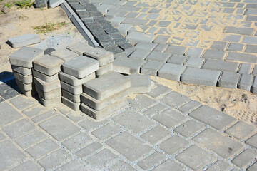 How to install concrete pavers
