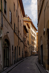 Gasse in der Altstadt von Florenz in Italien 