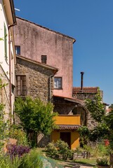 In den Gassen des Castiglione del Terziere in Bagnone in der Toskana in Italien