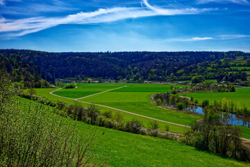 Obraz premium a beautiful day in the ancient town of Dollnstein