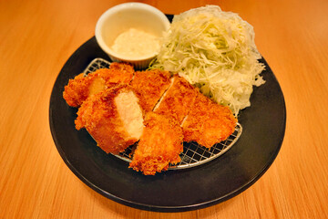 チキンカツレツ