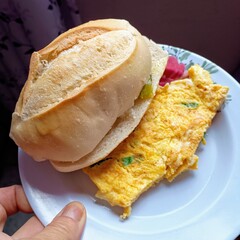 egg sandwich