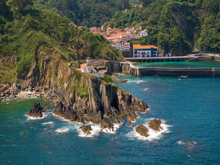 Faro de Cudillero en Asturias