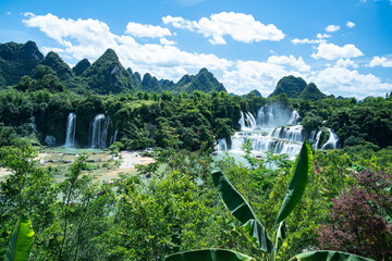 view of the mountains