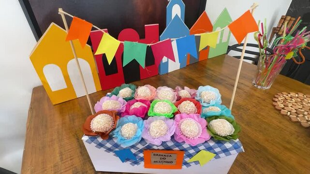 bandeiras coloridas para festa julina , festa de s&atilde;o jo&atilde;o no brasil 