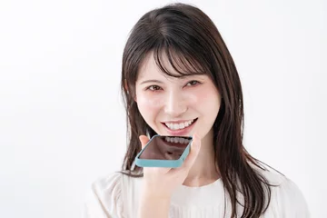 Gordijnen 音声入力　女性　スマホ © naka