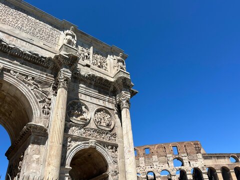 Colosseum & Arch of Constantine in Rome, Italy (black and white)