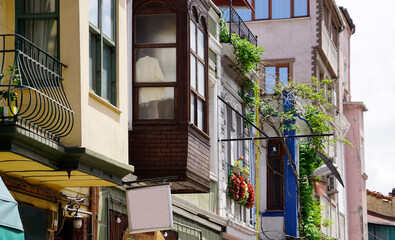 Colorful Balat houses brighten Istanbul’s historic neighborhood