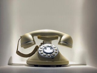 Vintage Retro Rotary Dial Telephone