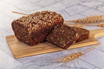 Browl rye bread with seeds