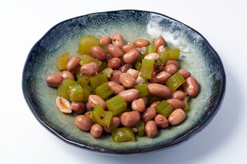 Salade de cacahuètes et Céleri