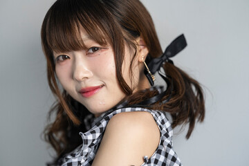 女性