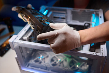 Installing a High Performance GPU in a Custom PC Build A Comprehensive Guide for Enthusiasts