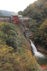 愛媛県新居浜市　鹿森ダムとループ橋
