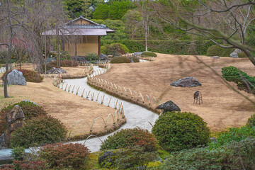 日本庭園の遊歩道