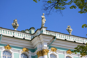 statue of the virgin mary