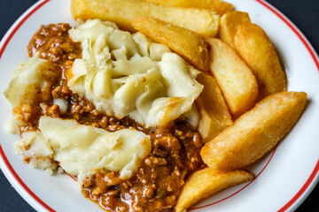 Classic Minced Lamb Shepherds Pie With Thick Cut Chunky  Chips